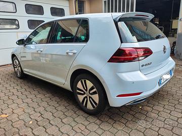 Volkwagen  GOLF 7 e-golf