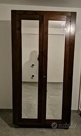 Armadio arte povera a due ante con specchi