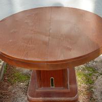Tavolo rotondo in legno