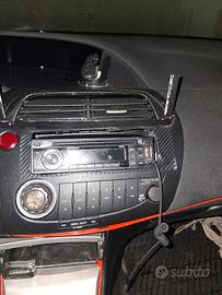 Autoradio + 2 amplificatori 