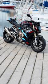BMW S1000R