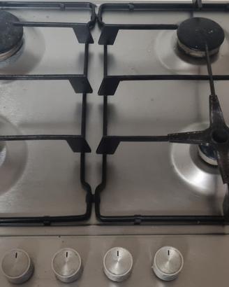 piano cottura 4 fuochi