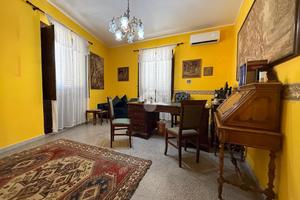 3 LOCALI A REGGIO DI CALABRIA