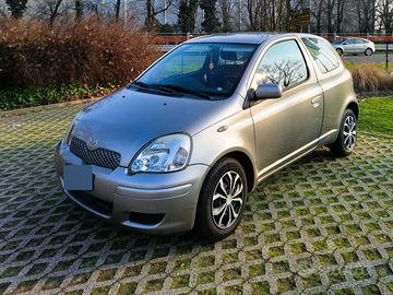 Toyota Yaris 1.3 benzina SOLI 39.500 KM - 2004