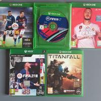 FIFA 16,19,20 e 21 + titanfall per XBOX ONE