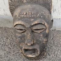 Maschera africana antica tribale 