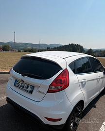 Ford fiesta mk6 2011 titanium