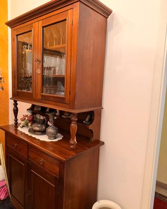 Credenza