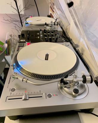 CONSOLLE DJ AUDIOTECNICA E PIONEER