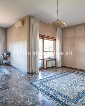 Dalmata Bartoli ampio quadrilocale signorile