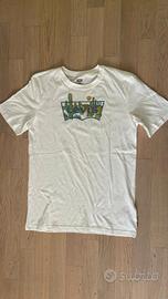 T-Shirt Levis