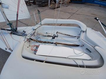 Skiff vela laser eps