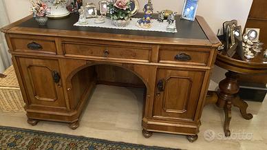 Scrivania professionale Primo Novecento