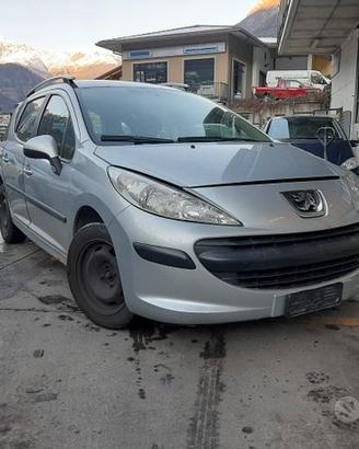 Ricambi Peugeot 207 SW 2010 grigia 1400cc benzina