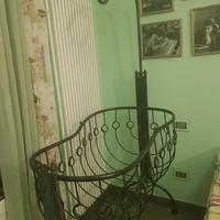 Una bella culla antica.