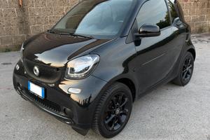 Smart 453 fortwo 2019 black 1.0 71cv