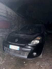 Renault clio 2011