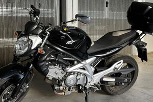Suzuki Gladius 650, potenza 53 Kw