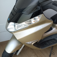 Piaggio X8 125