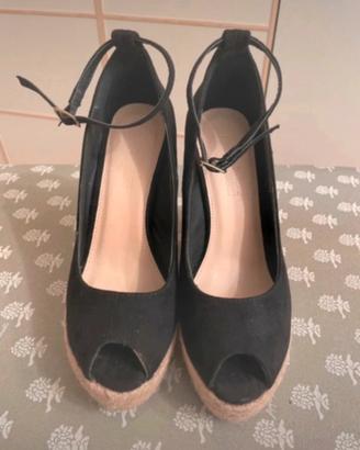 Scarpe com zeppa