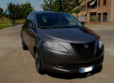 Lancia Ypsilon elefantino Gpl