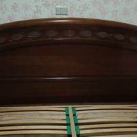 Letto matrimoniale , vero legno massello + rete