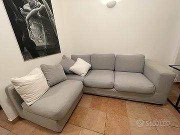 DIVANO CON CHAISE LONGE CONFALONE