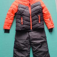 Tutta da sci bambina