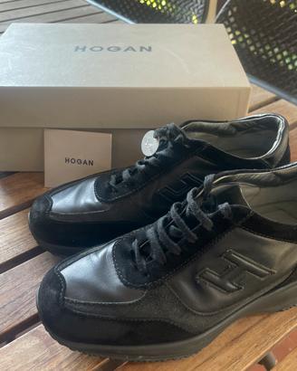 Hogan nere pelle e camoscio