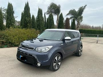 KIA SOUL 1.6 CRDI 136 Cv STRAFULL BI-COLOR 10/2016