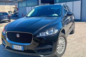 Jaguar F-Pace 2.0 D 180 CV aut. Pure
