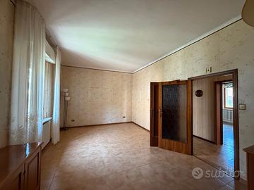 Falconara Alta, no condominio