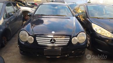 Per ricambi Mercedes classe C 220 CDI 110KW 646963