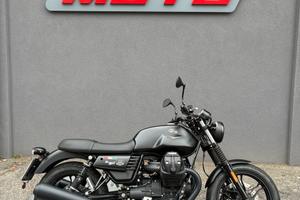 Moto Guzzi V7 III