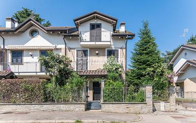 VILLA A SCHIERA CON GIARDINO, TERRAZZO, TAVERNA E