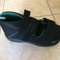 Scarpa per alluce valgo