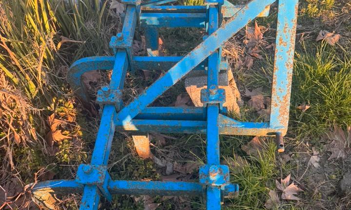 Estirpatore e aratro