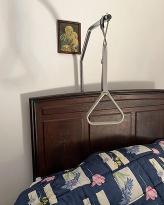 Asta sollevamento malati e anziani, con trapezio