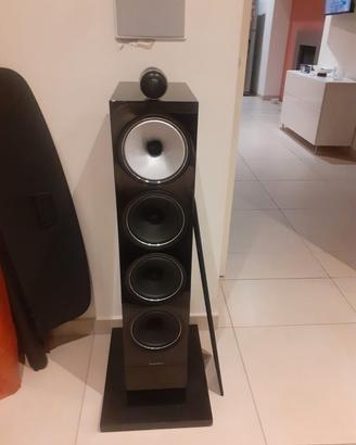 b&w 702 s2
