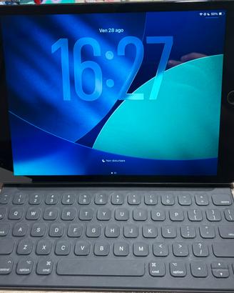 iPad 9 256GB Cellular + Tastiera Apple + Cover