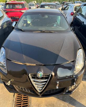 ALFA ROMEO GIULIETTA DEL 2011 PER RICAMBI