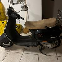 Vespa 50