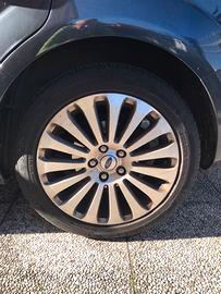 4 cerchi in lega R17 Ford con gomme estive