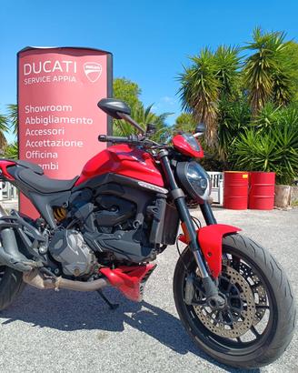 Ducati Monster 937 RED
