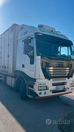 Camion frigo stralis 