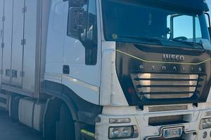 Camion frigo stralis 