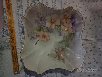 Piatto decorato a mano