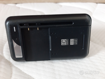 Carica Batterie esterno