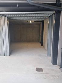Box / Garage di 16 m² a Gorgonzola