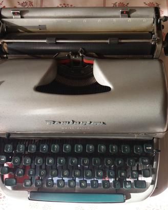 MACCHINA DA SCRIVERE  VINTAGE